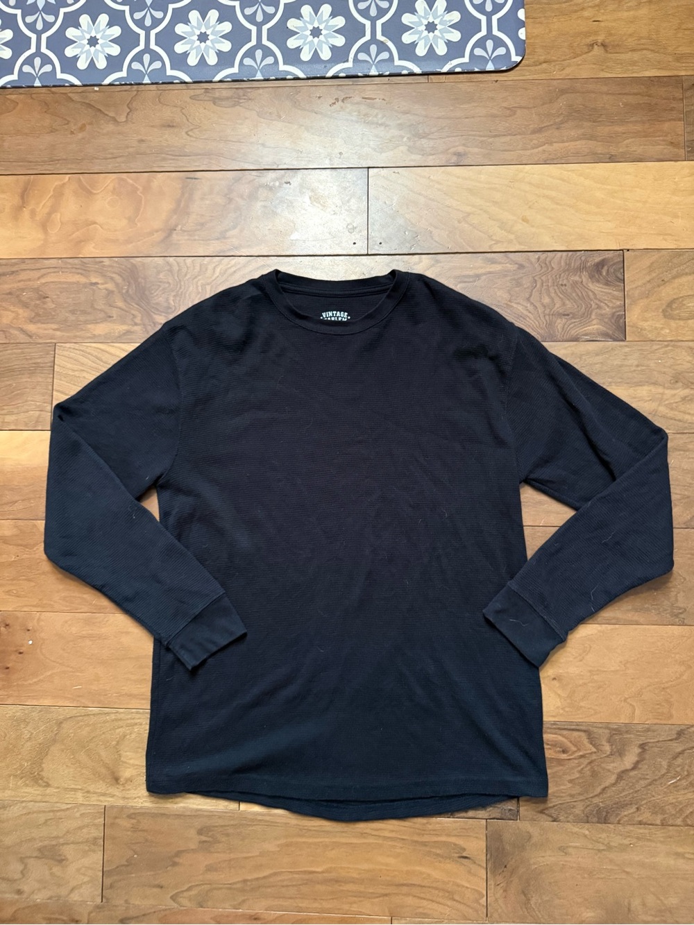 Men's Black Long-Sleeve Thermal Crewneck Shirt - Vintage Soft Knit